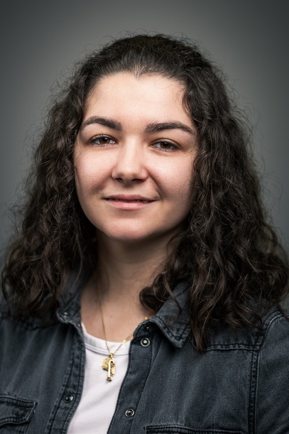 Portrait Jennifer Schönauer farbe