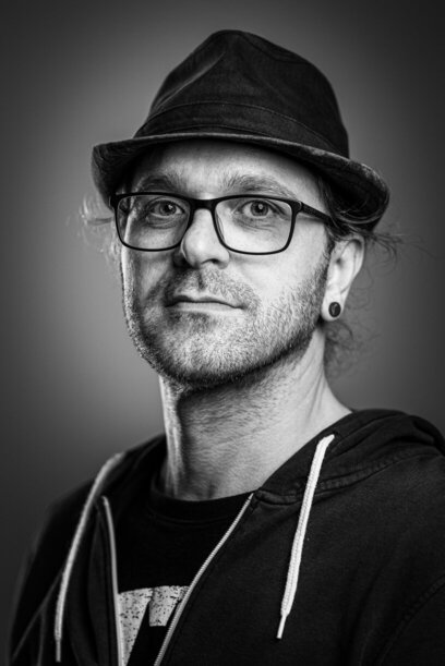 Portrait Roland Reisner schwarzweiß